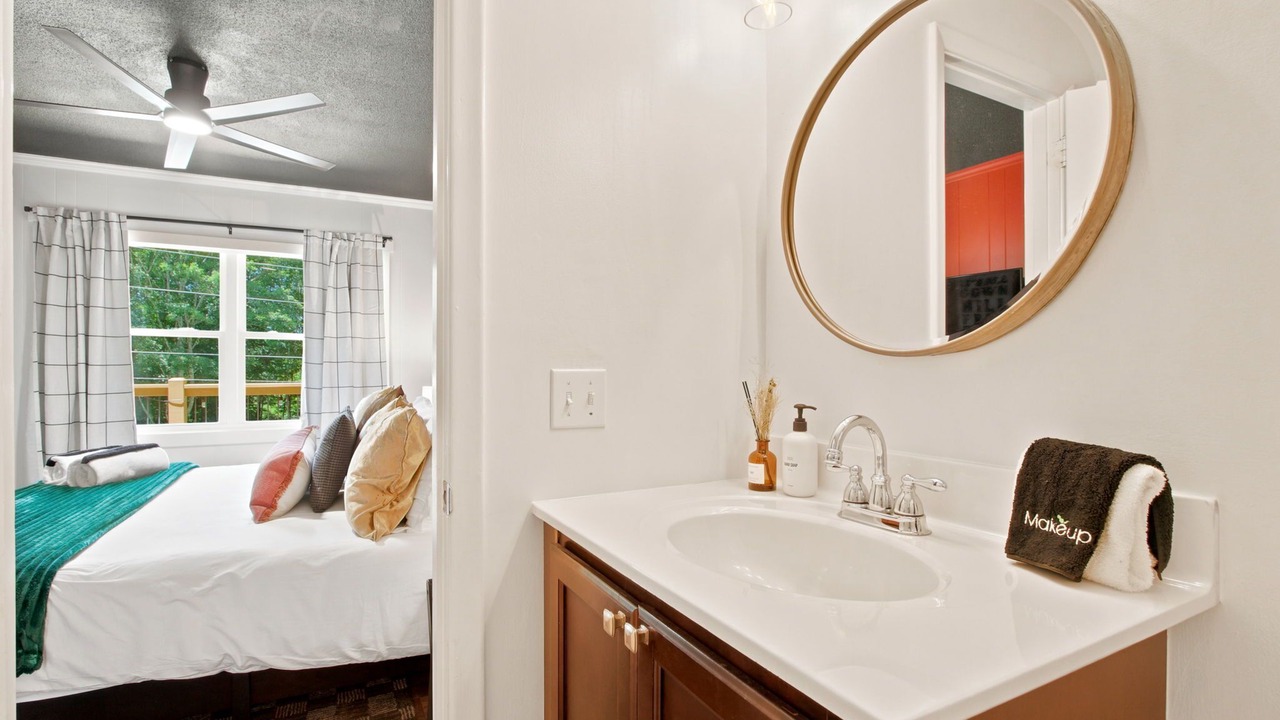 Photo of Bedroom in Beech Mountain