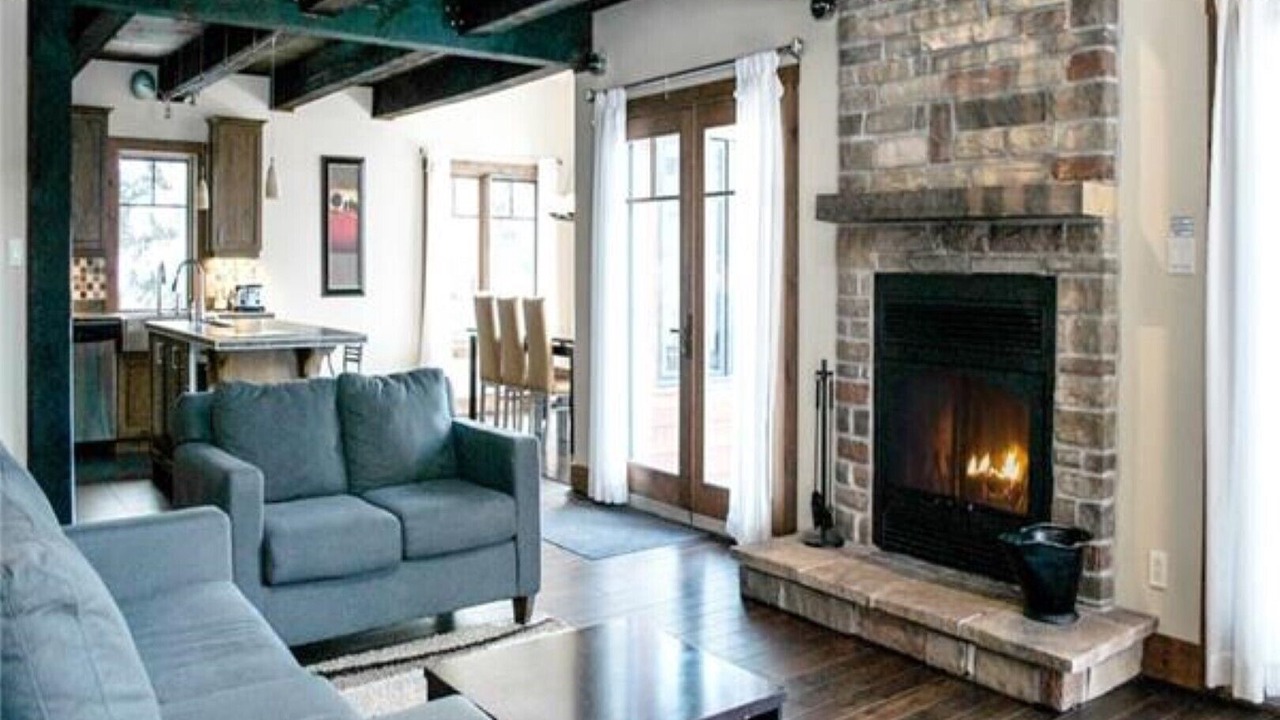 Photo of Livingroom in Saint-Faustin-Lac-Carre