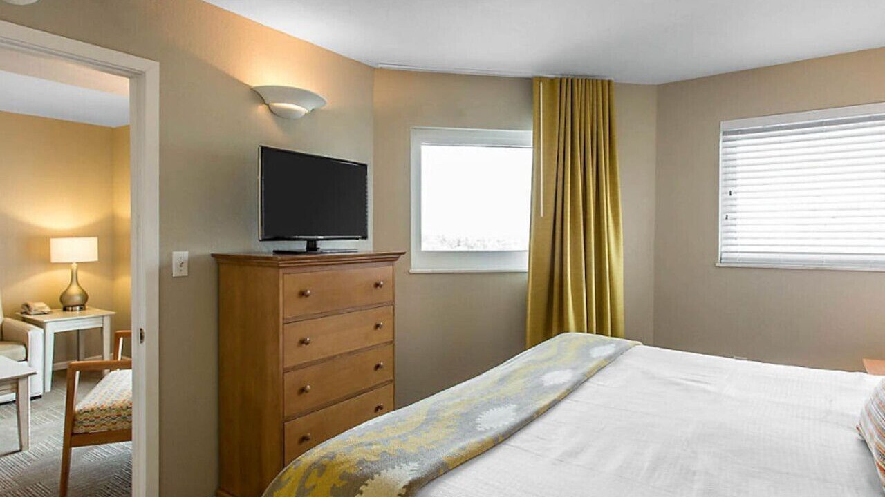 Photo of Bedroom in Windy Hill