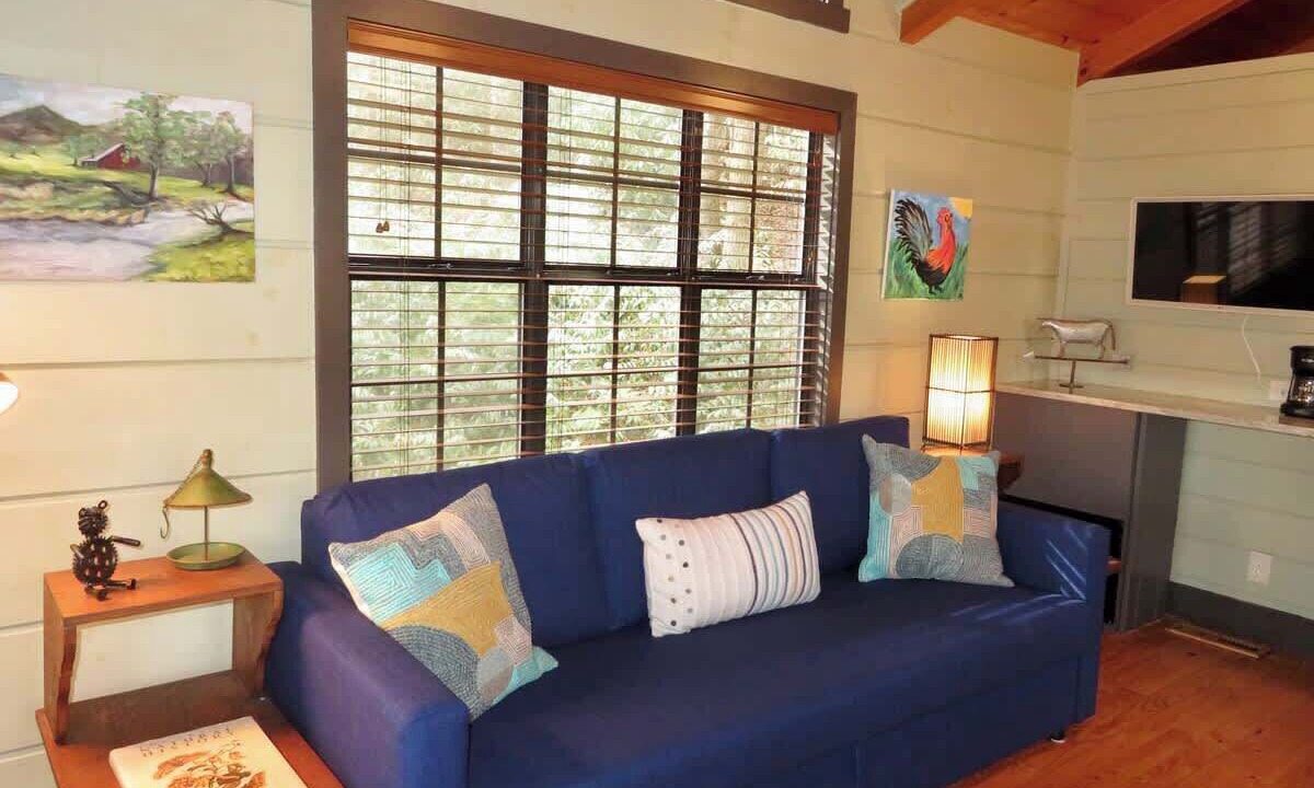 Photo of Livingroom in Brevard