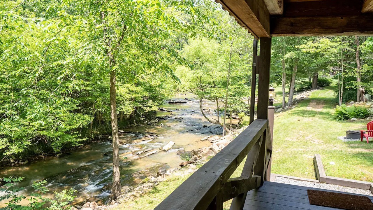 Photo of Patio Balcony in Goldbond