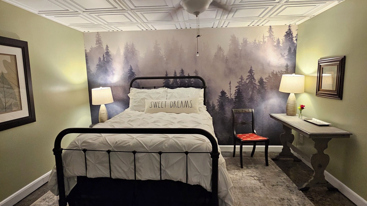 Photo of Bedroom in Albemarle