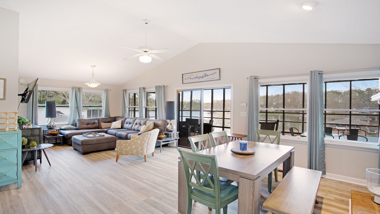 Photo of Livingroom in Wise