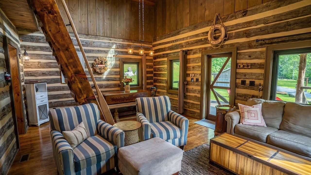 Photo of Livingroom in Goldbond