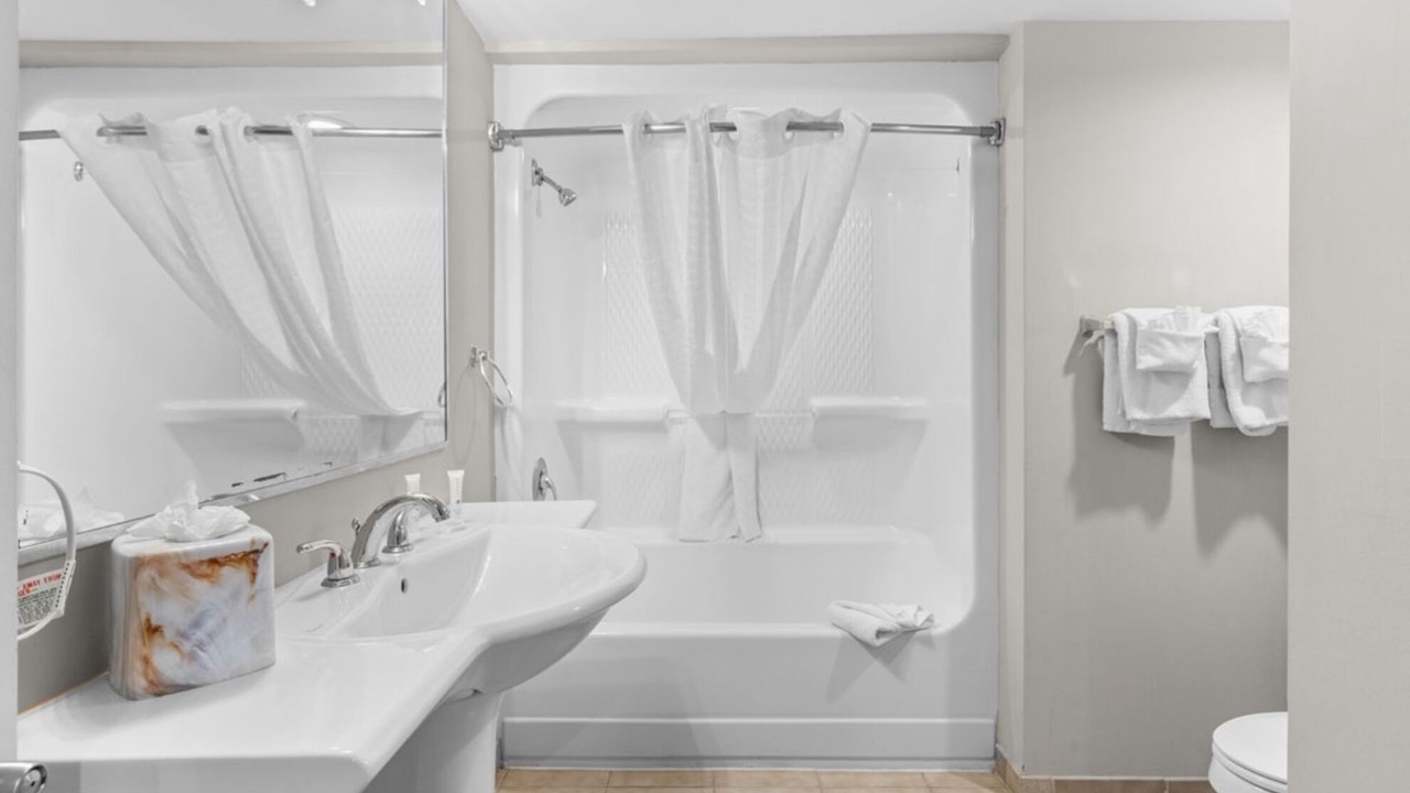 Photo of Bathroom in Crescent Beach