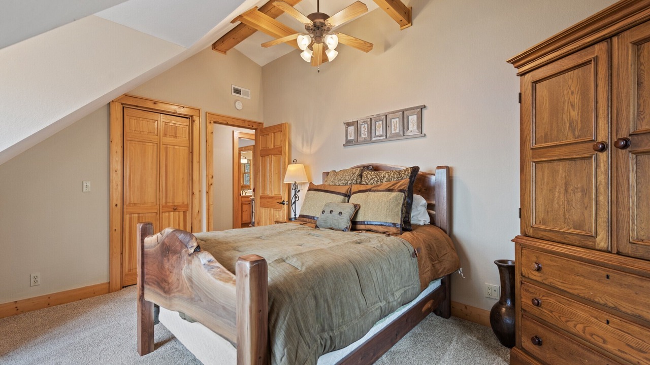 Photo of Bedroom in Waynesville
