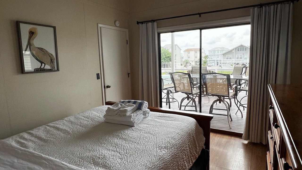 Photo of Bedroom in Ocean Isle Beach