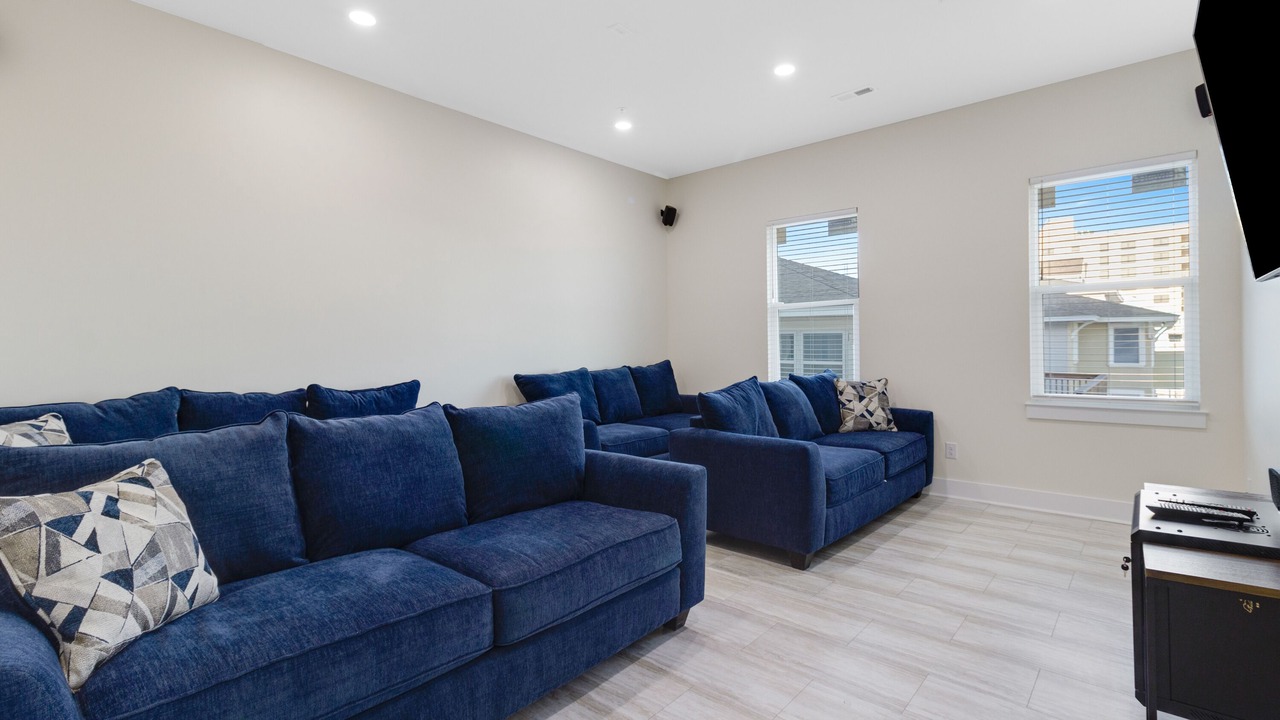 Photo of Livingroom in Crescent Beach