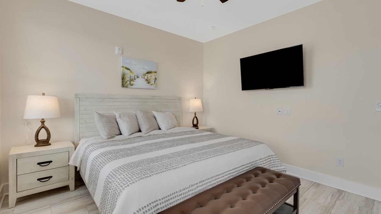 Photo of Bedroom in Crescent Beach