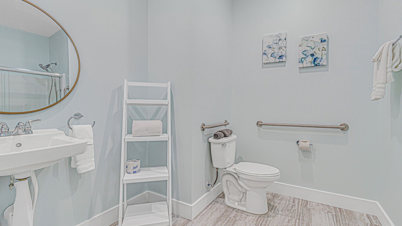 Photo of Bathroom in Crescent Beach