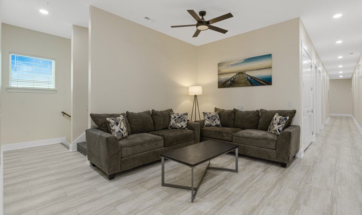 Photo of Livingroom in Crescent Beach