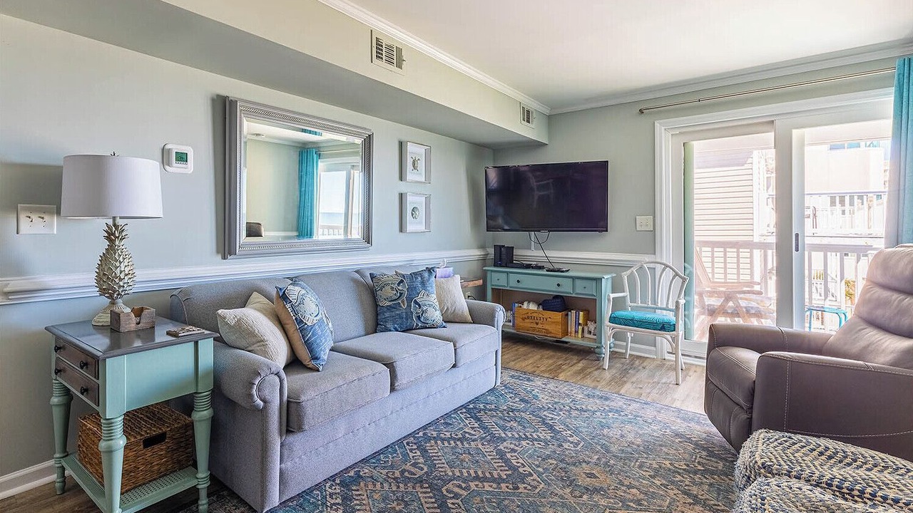 Photo of Livingroom in North Myrtle Beach