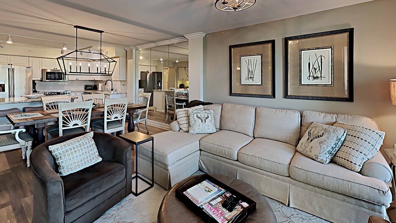 Photo of Livingroom in Litchfield by the Sea