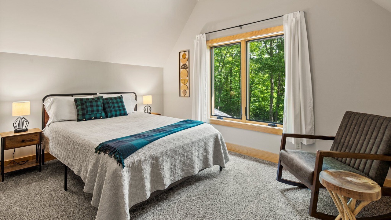 Photo of Bedroom in Spruce Pine