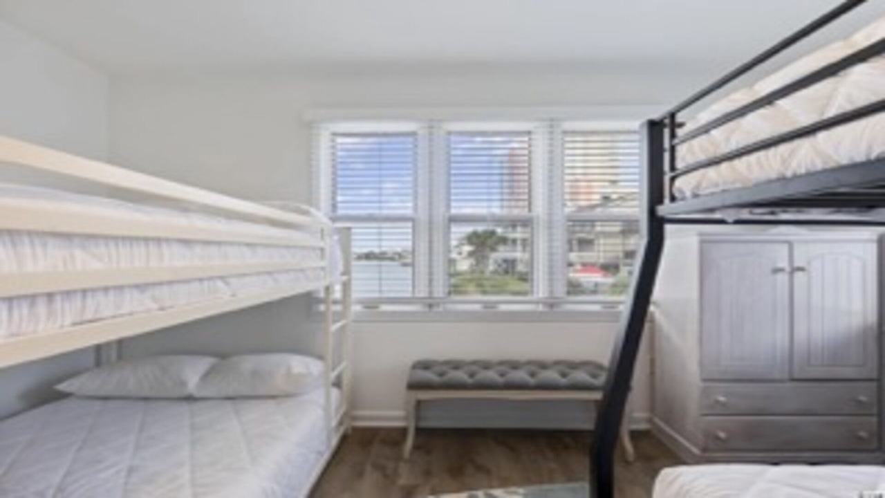 Photo of Bedroom in Cherry Grove Beach