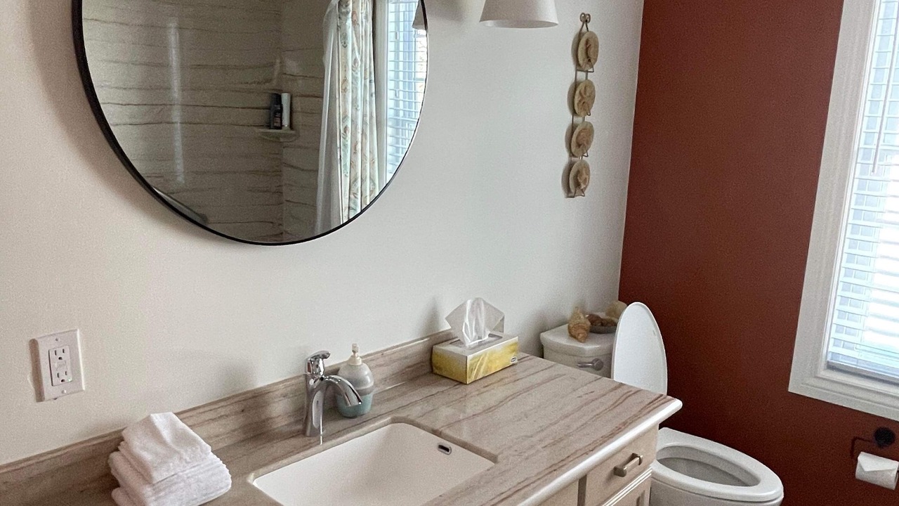 Photo of Bathroom in Cumberland Beach