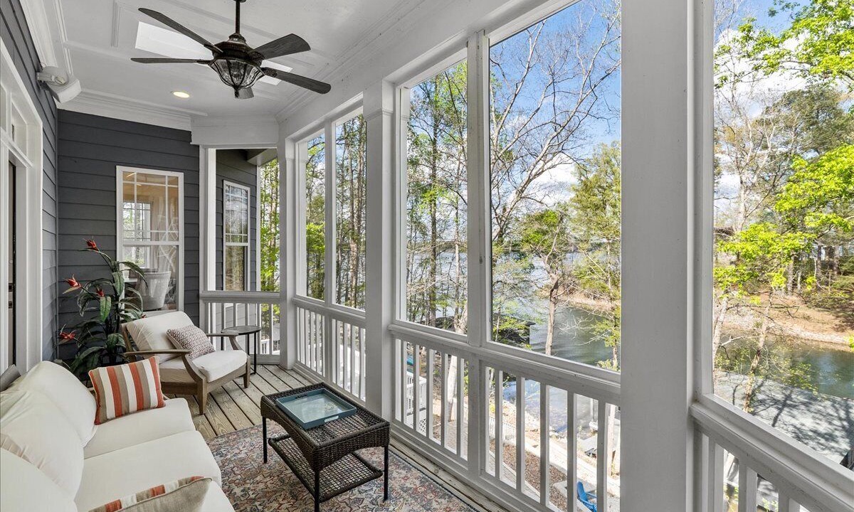 Photo of Livingroom in Macon