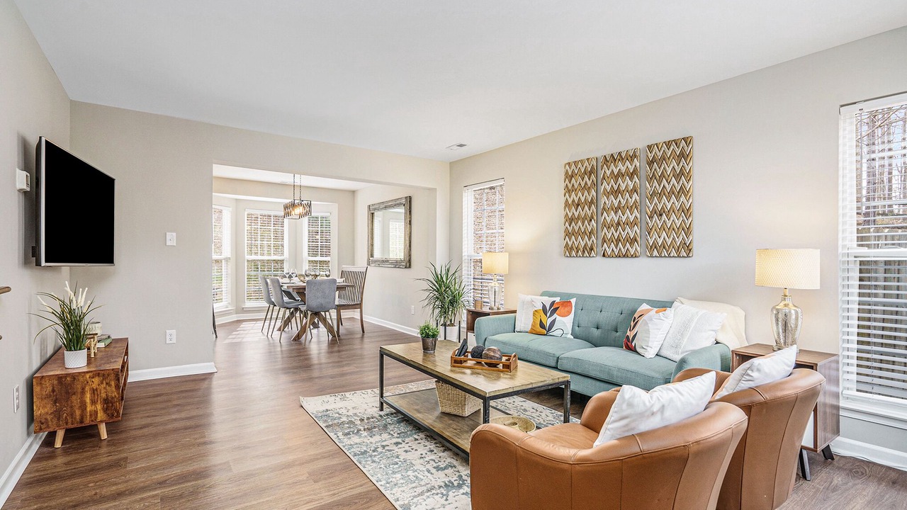 Photo of Livingroom in Pineville