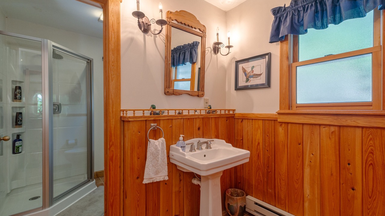 Photo of Bathroom in Cullowhee