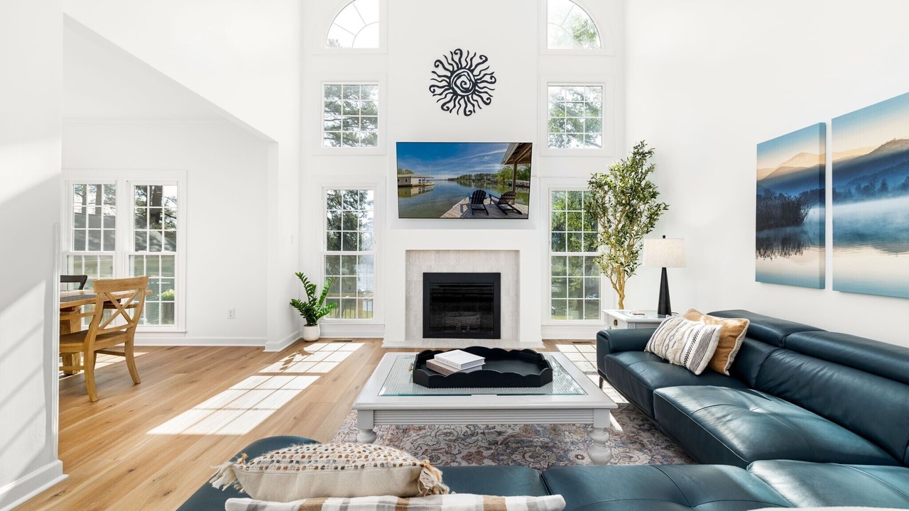 Photo of Livingroom in Myrick Estates