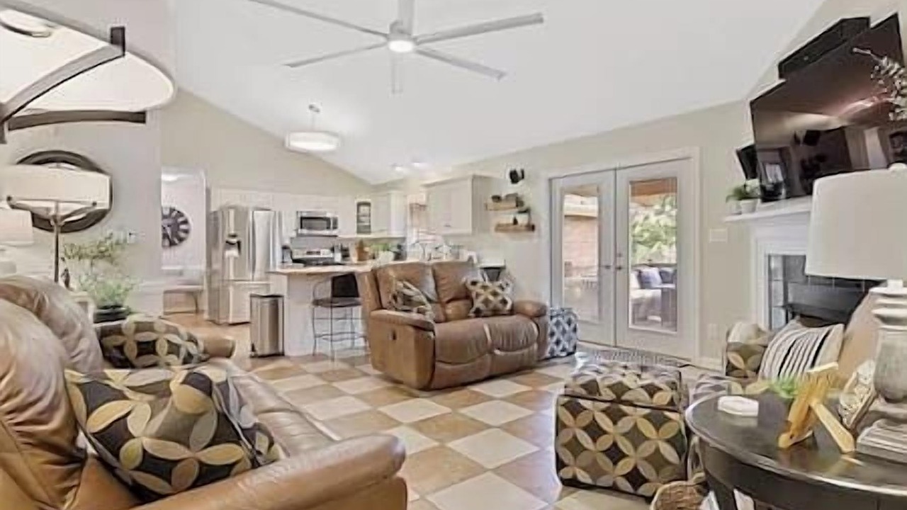 Photo of Livingroom in Greensboro