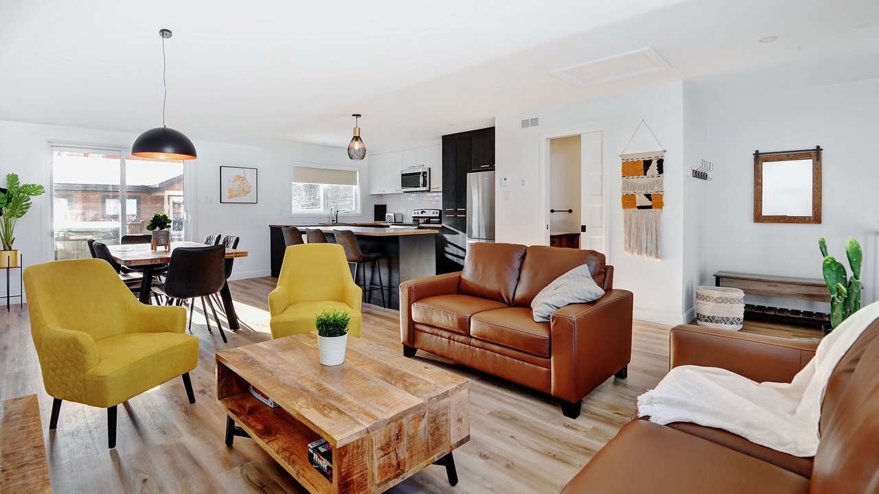 Photo of Livingroom in Stoneham