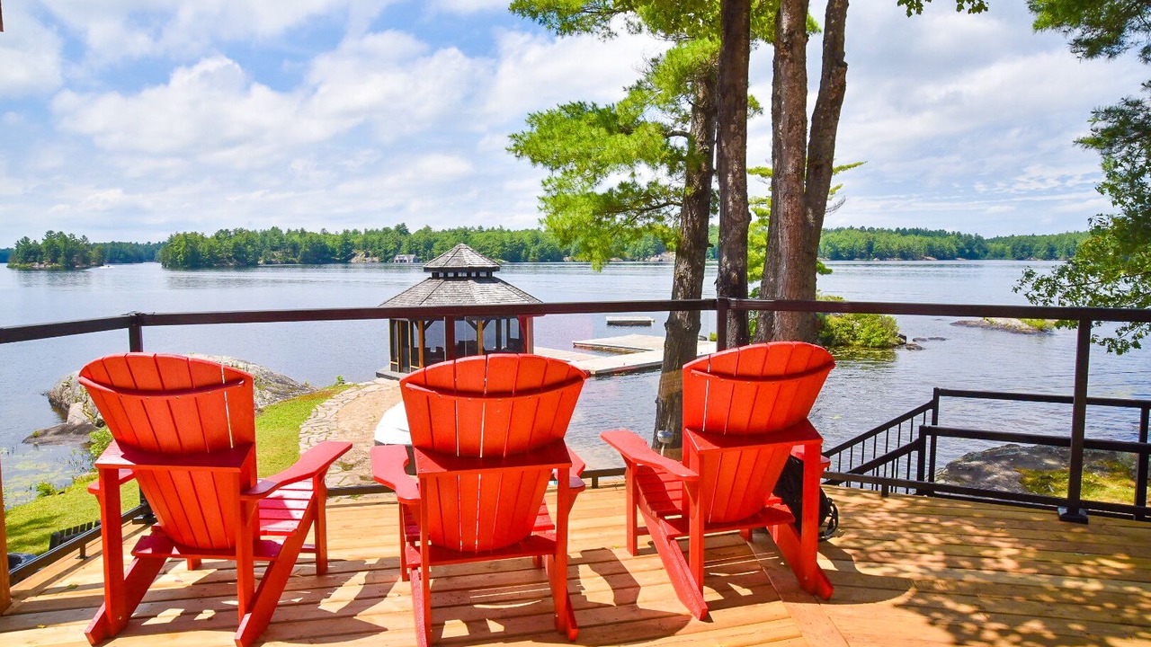 Photo of Patio Balcony in Gravenhurst