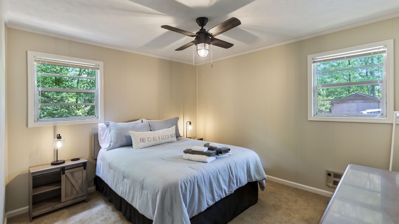 Photo of Bedroom in Reed Creek