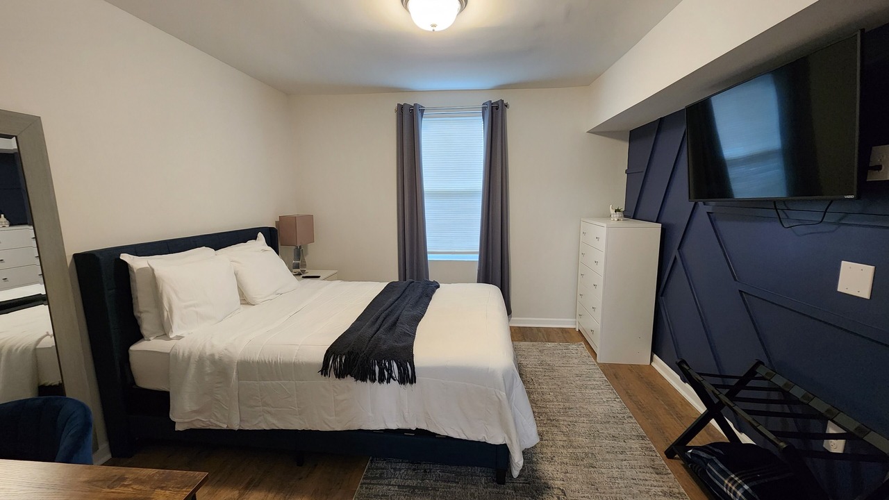 Photo of Bedroom in Hanahan