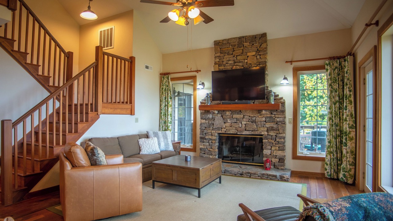 Photo of Bedroom in Mountain Air