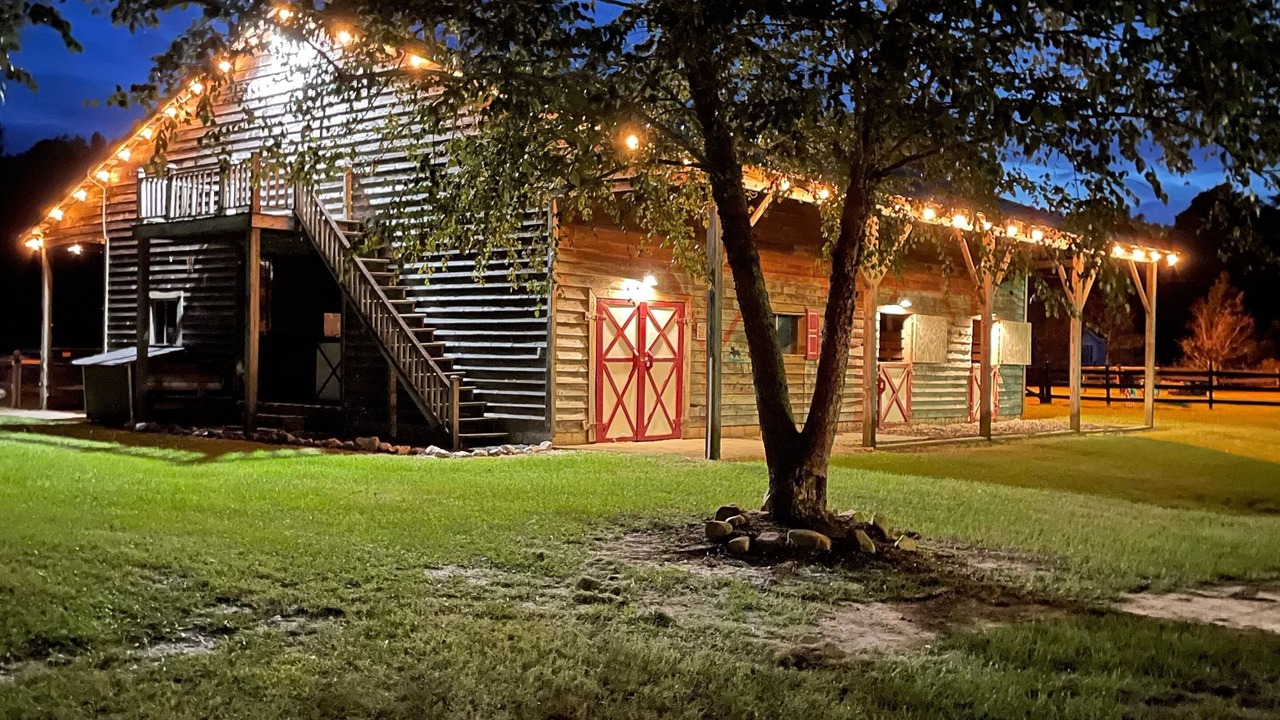 Photo of Outdoor in Lydia