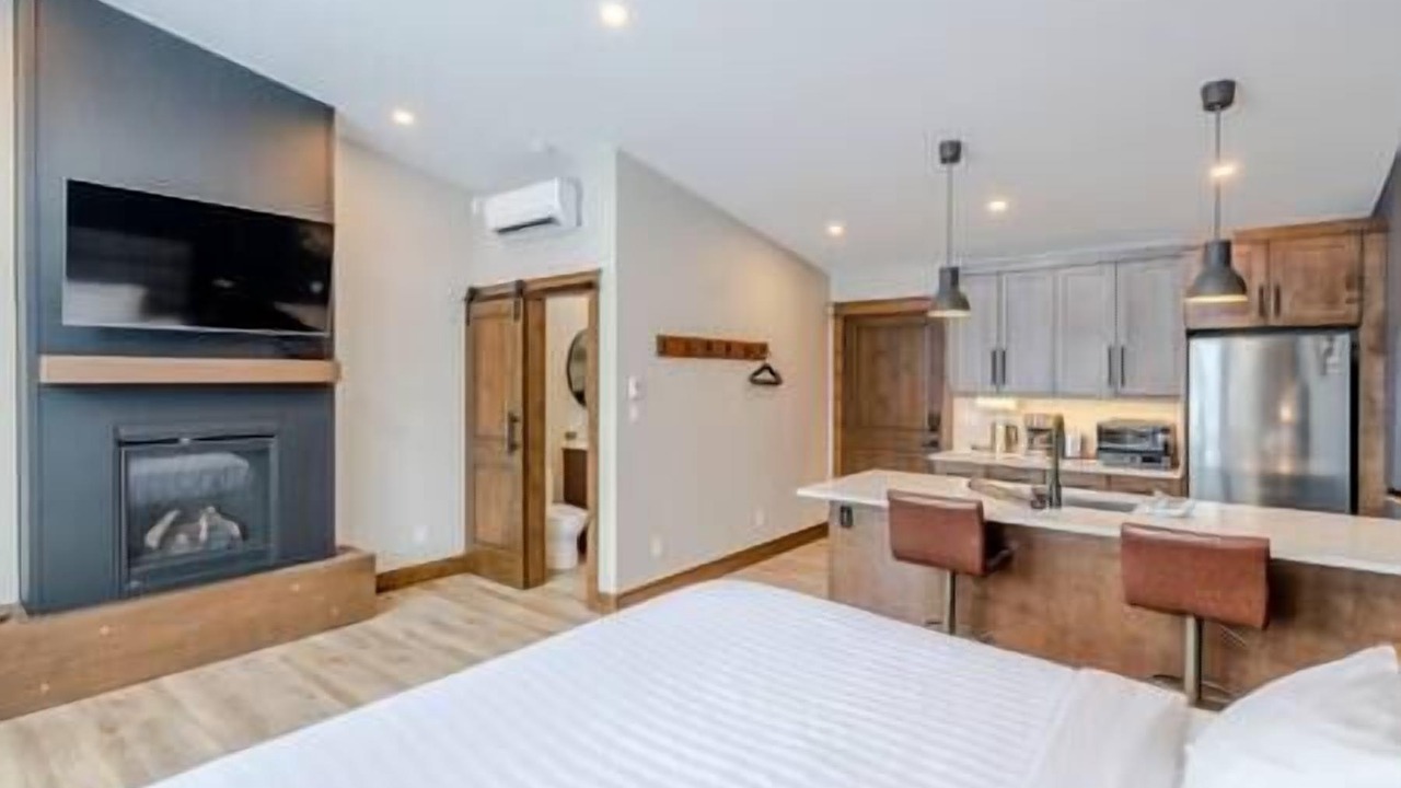 Photo of Bedroom in East Kootenay