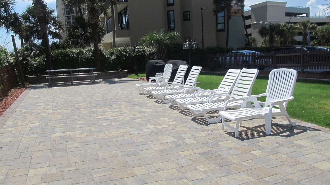 Photo of Patio Balcony in Windy Hill