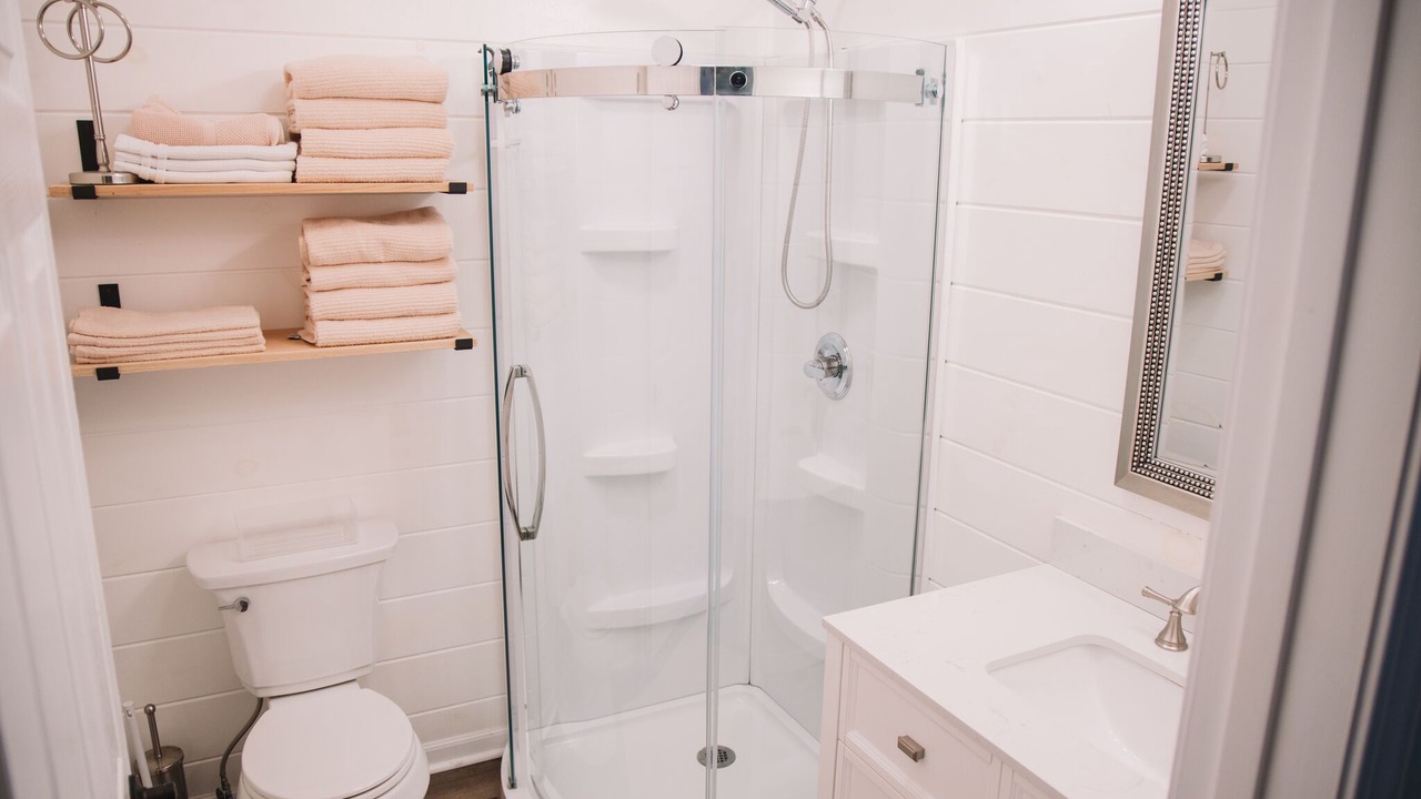 Photo of Bathroom in Abingdon