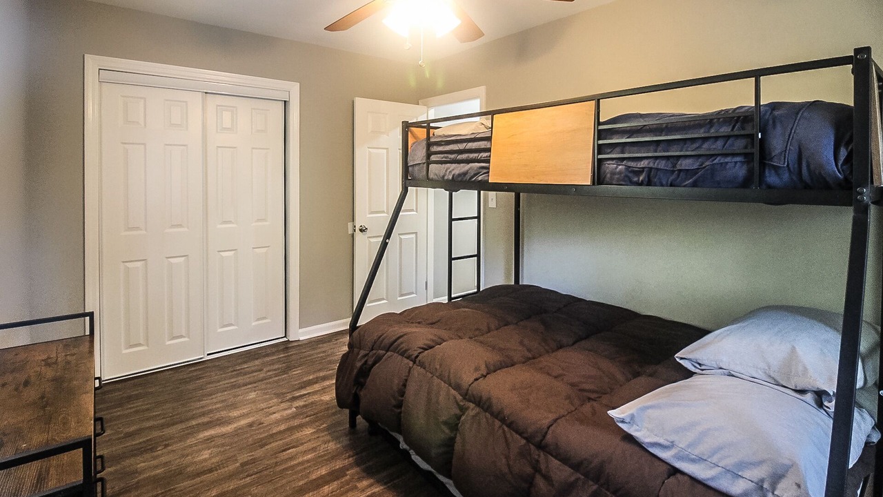 Photo of Bedroom in Martinez