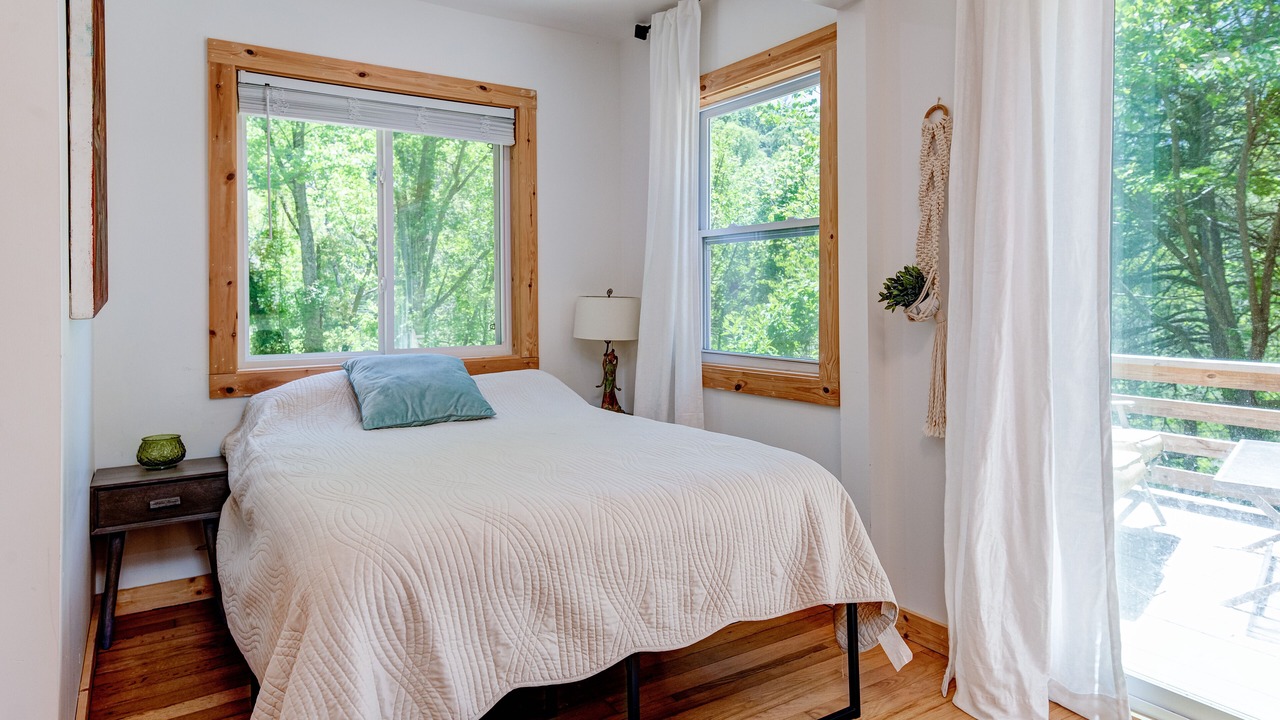 Photo of Bedroom in Asheville
