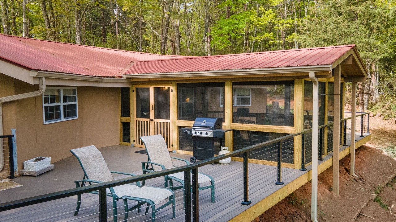 Photo of Patio Balcony in Helen