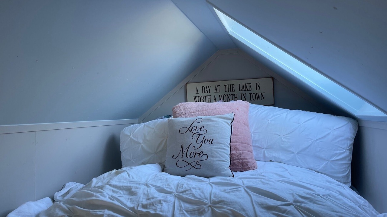 Photo of Bedroom in Hartwell