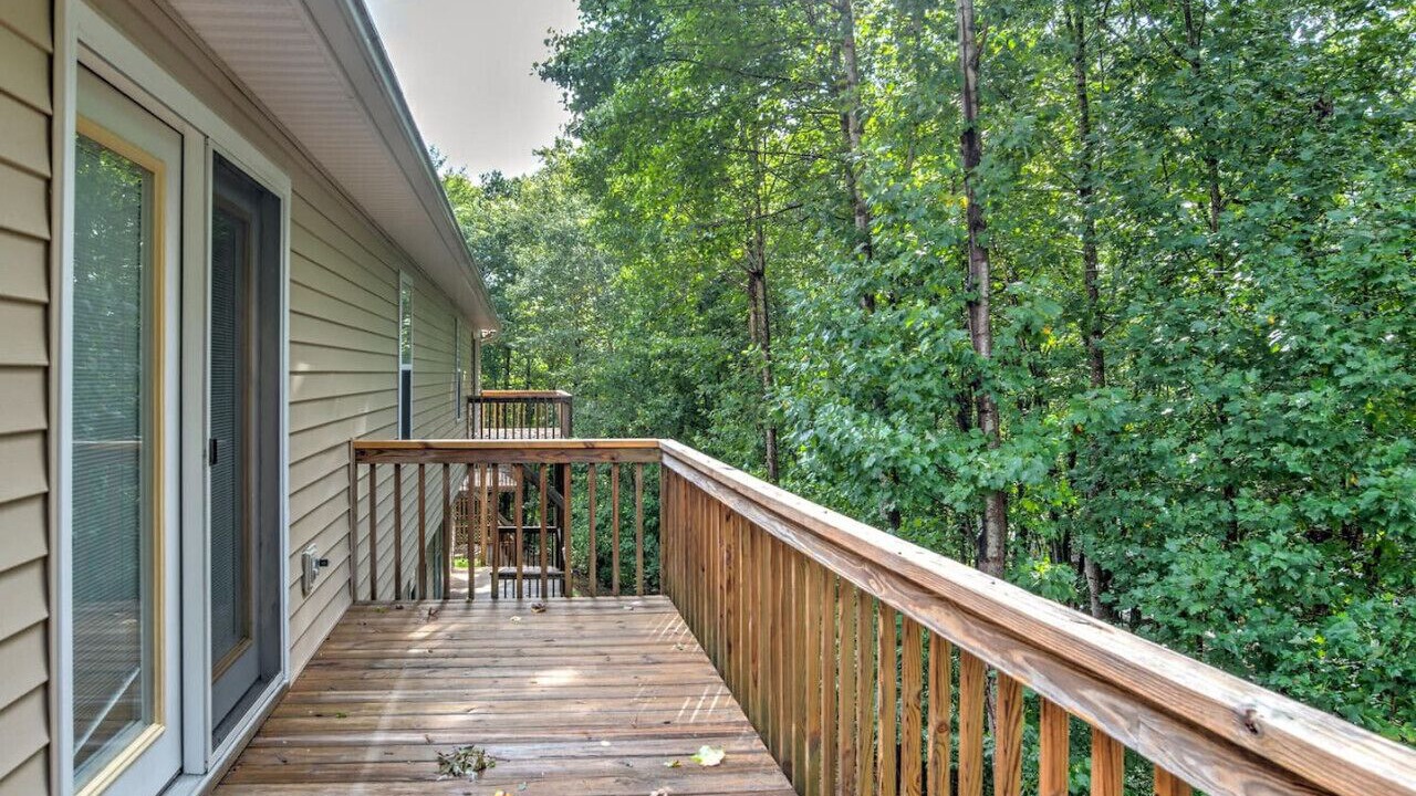 Photo of Outdoor in Royal Pines