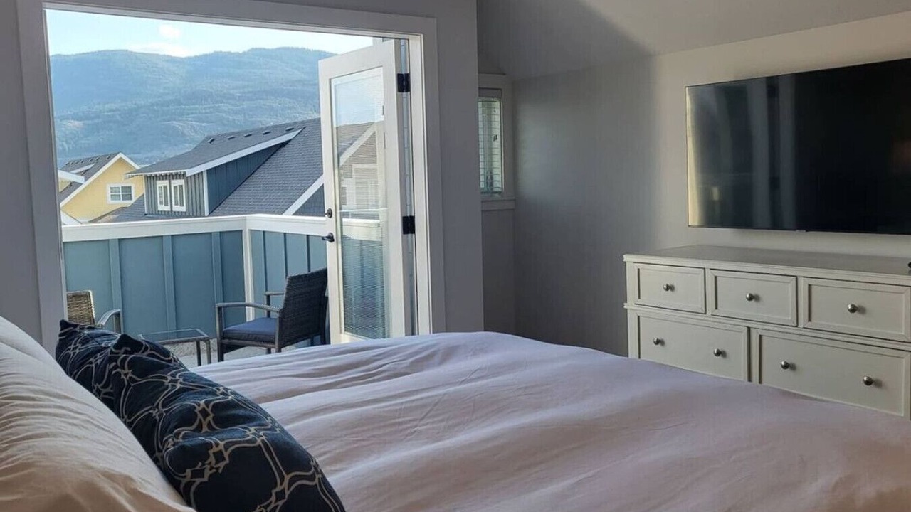 Photo of Bedroom in Osoyoos