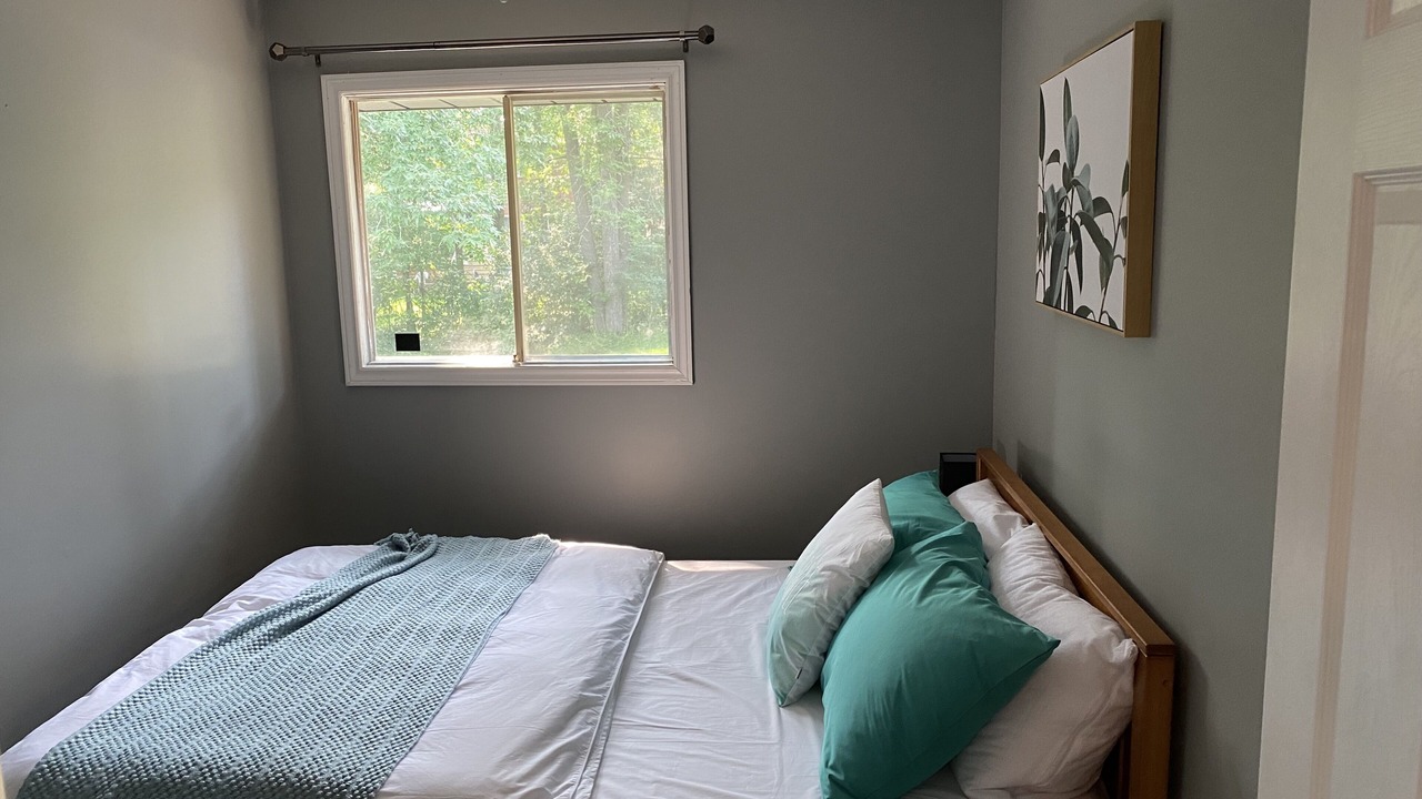 Photo of Bedroom in Clearview Township
