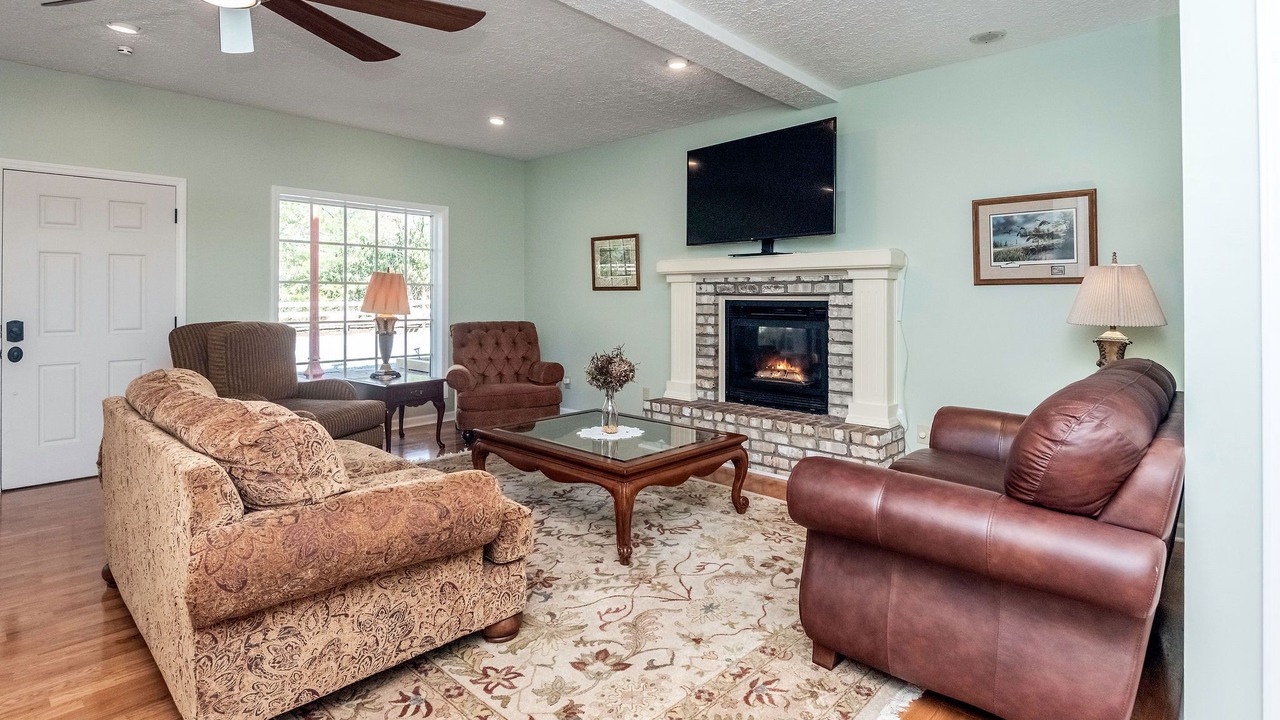 Photo of Livingroom in Boone
