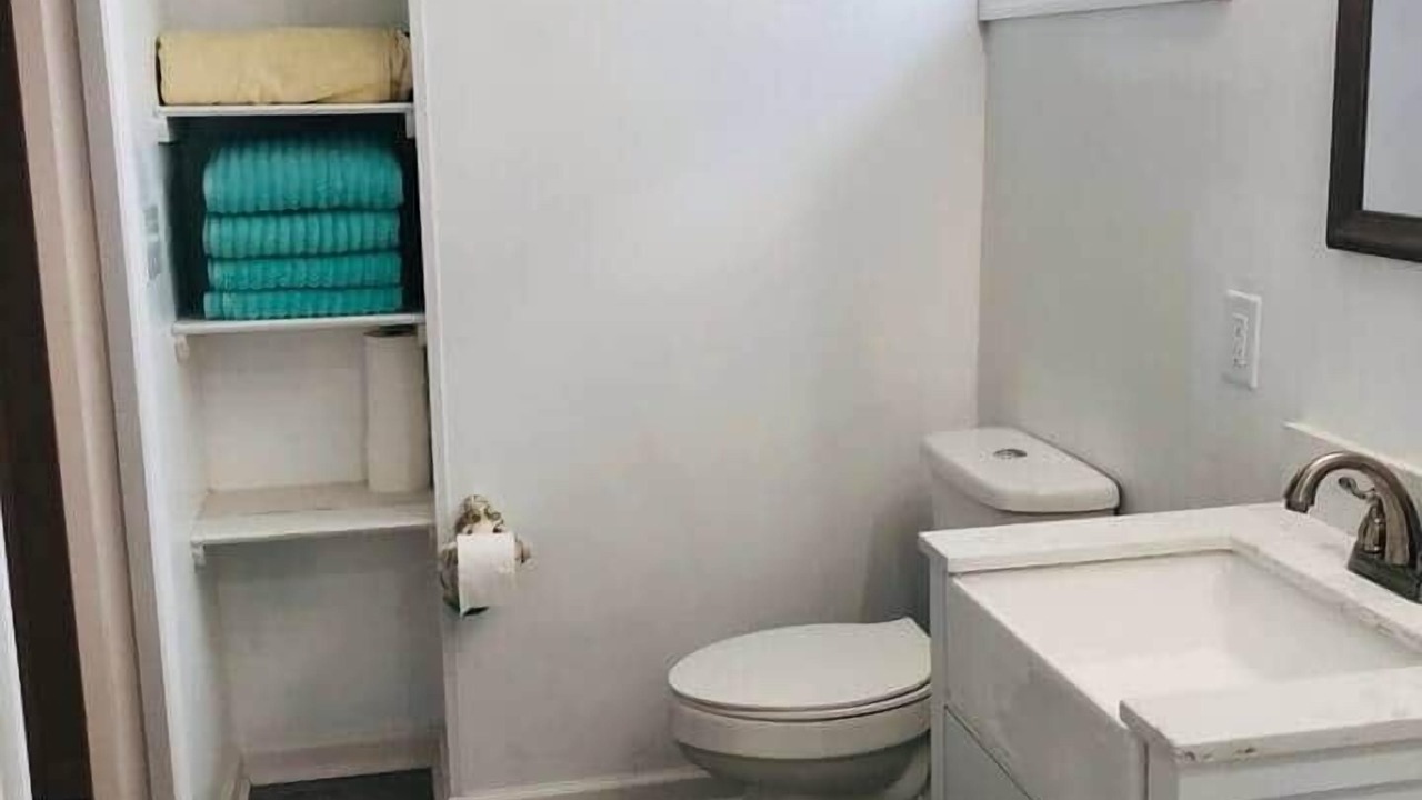 Photo of Bathroom in Windy Hill