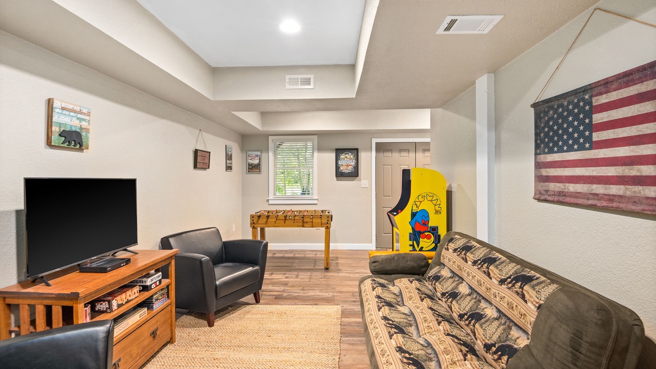Photo of Livingroom in Sherwood Forest