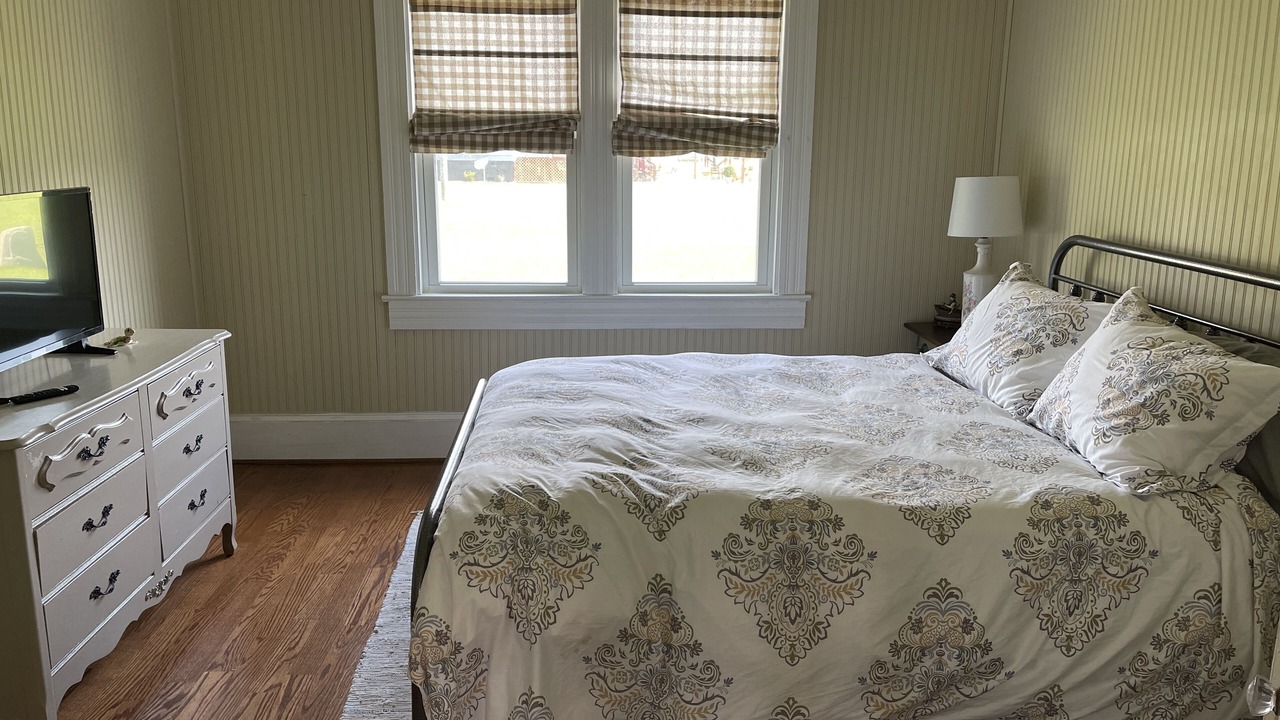 Photo of Bedroom in Davis