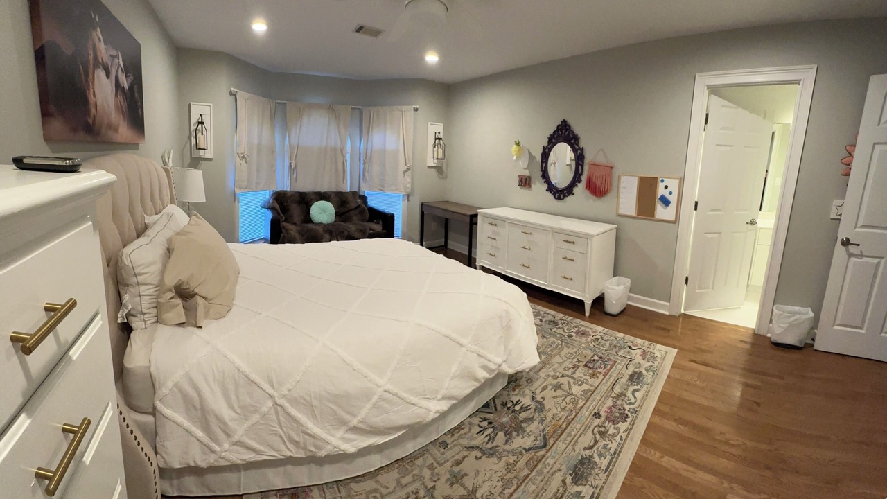 Photo of Bedroom in Evans