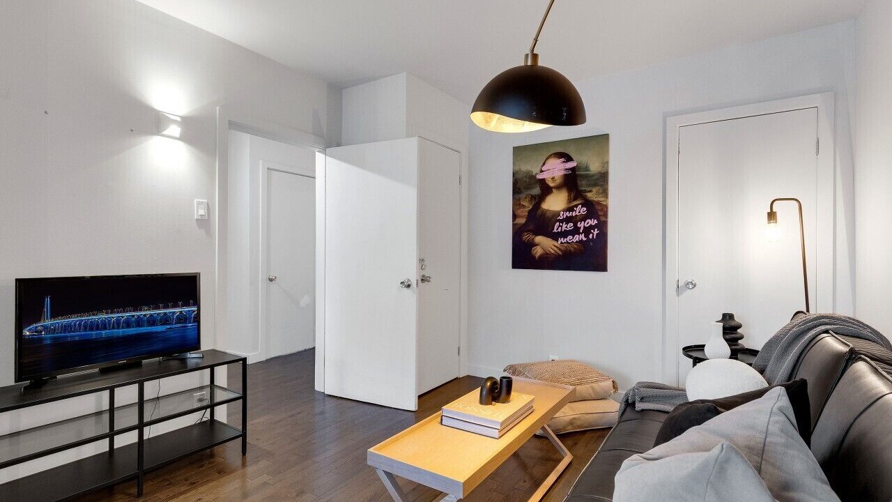 Photo of Bedroom in Plateau Mont Royal