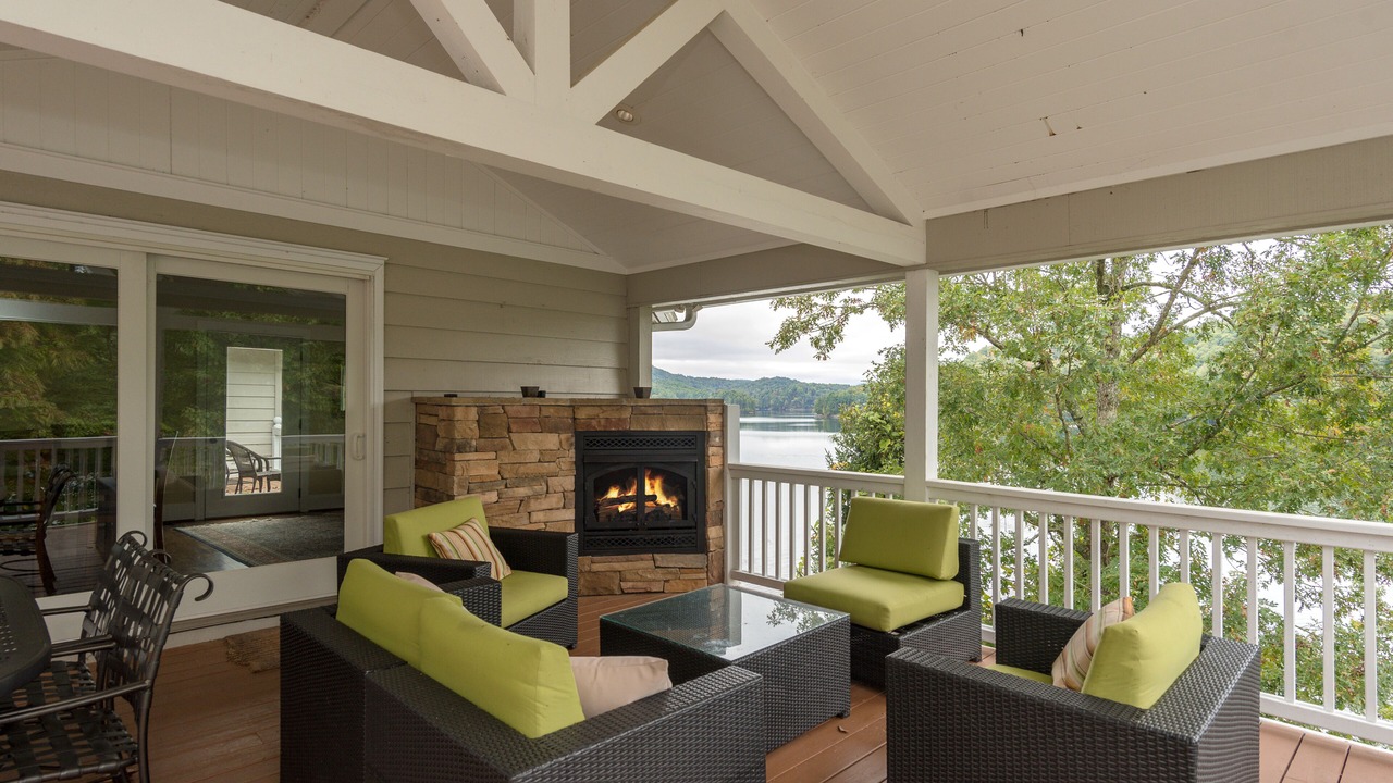 Photo of Patio Balcony in Cullowhee