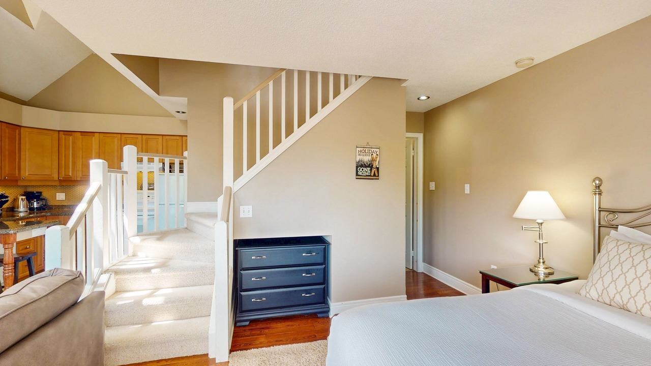 Photo of Bedroom in Craigleith