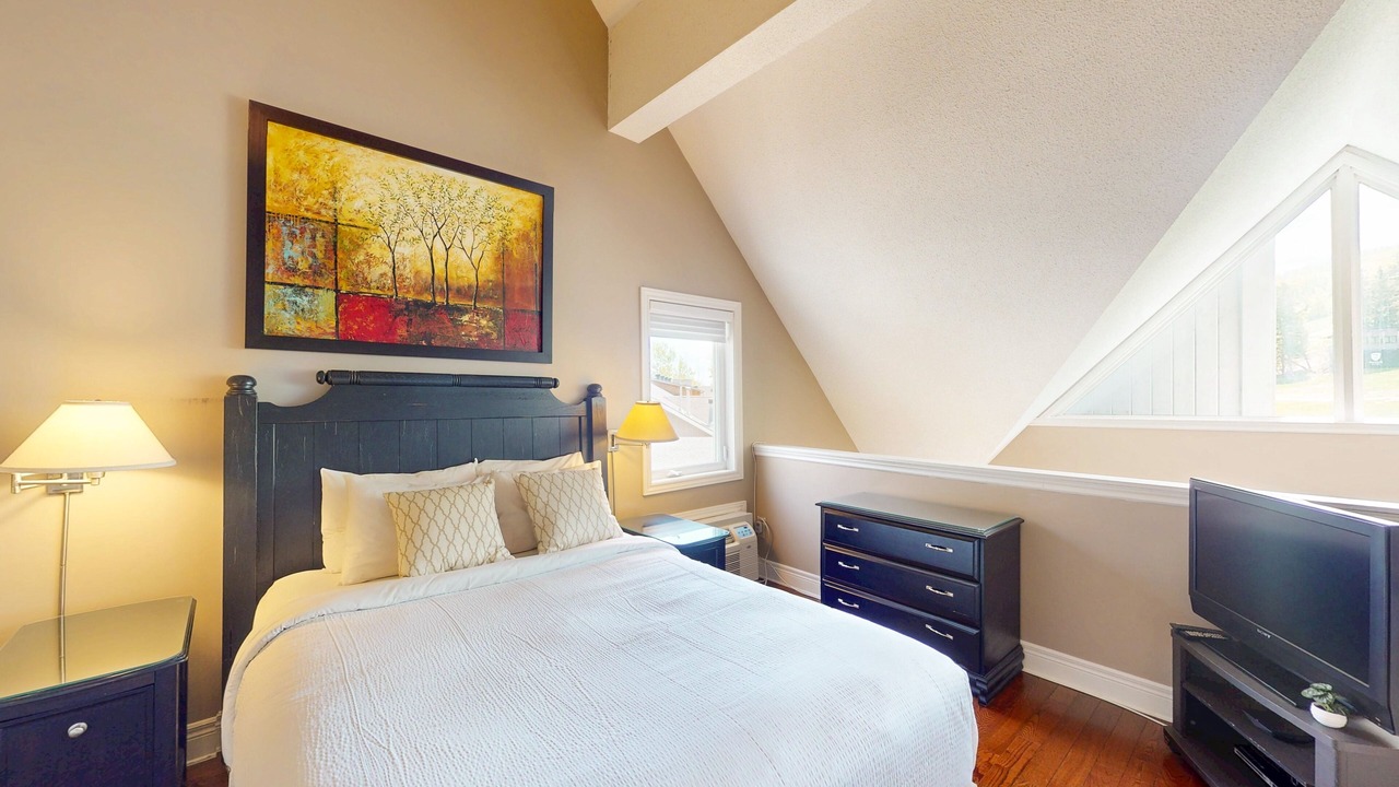 Photo of Bedroom in Craigleith